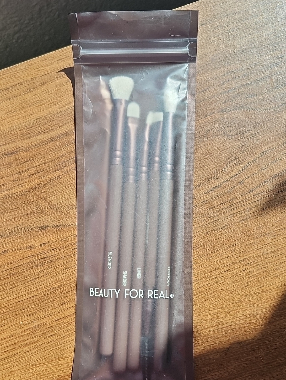 New Beauty For Real 5 Piece Eye Brush Set - Brown